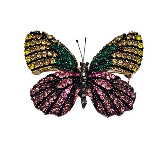 Elegant Butterfly Crystal Brooch | Sparkling Jewelry Pin for Any Occasion - Picture 15 of 16